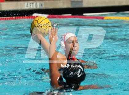 Thumbnail 1 in Moreau Catholic vs Oakdale (Battle of the Bay) photogallery.
