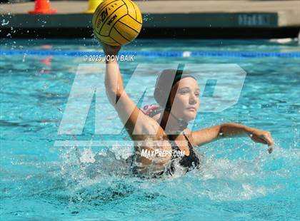 Thumbnail 3 in Moreau Catholic vs Oakdale (Battle of the Bay) photogallery.