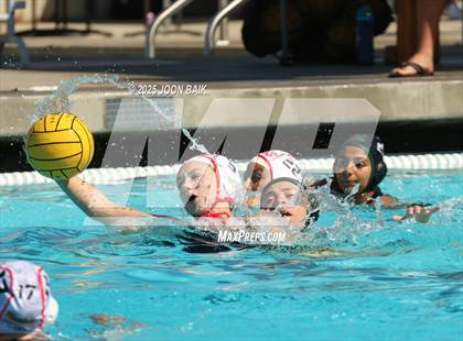 Thumbnail 2 in Moreau Catholic vs Oakdale (Battle of the Bay) photogallery.