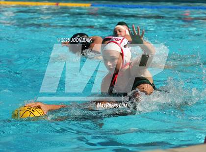 Thumbnail 3 in Moreau Catholic vs Oakdale (Battle of the Bay) photogallery.