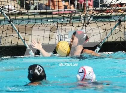 Thumbnail 1 in Moreau Catholic vs Oakdale (Battle of the Bay) photogallery.