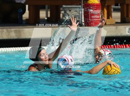 Thumbnail 3 in Moreau Catholic vs Oakdale (Battle of the Bay) photogallery.