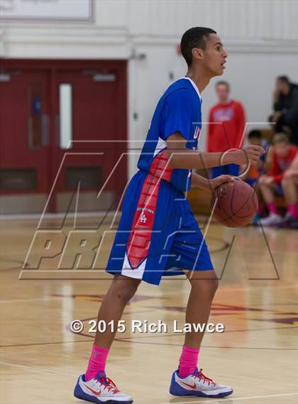 Thumbnail 3 in Los Alamitos @ Esperanza (Esperanza - Canyon Tip Off Classic) photogallery.