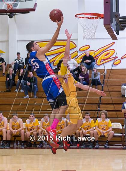 Thumbnail 2 in Los Alamitos @ Esperanza (Esperanza - Canyon Tip Off Classic) photogallery.