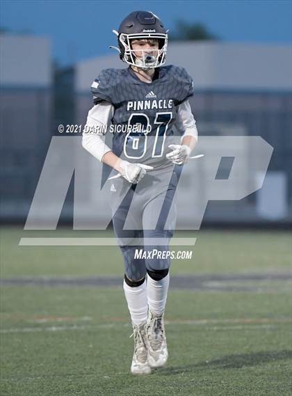 Thumbnail 3 in Salpointe Catholic vs Pinnacle photogallery.
