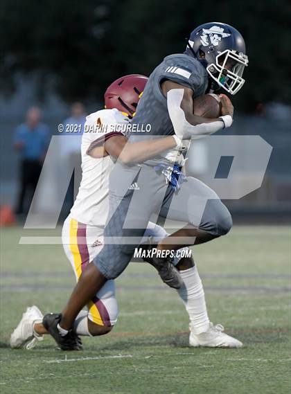 Thumbnail 1 in Salpointe Catholic vs Pinnacle photogallery.