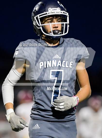 Thumbnail 2 in Salpointe Catholic vs Pinnacle photogallery.