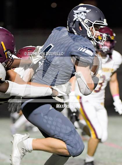 Thumbnail 3 in Salpointe Catholic vs Pinnacle photogallery.