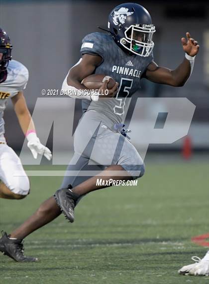 Thumbnail 2 in Salpointe Catholic vs Pinnacle photogallery.