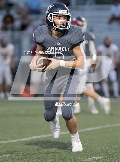 Thumbnail 3 in Salpointe Catholic vs Pinnacle photogallery.