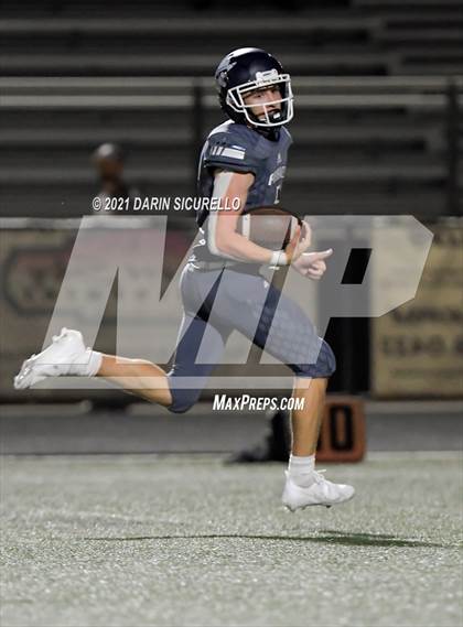 Thumbnail 3 in Salpointe Catholic vs Pinnacle photogallery.