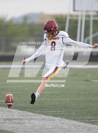 Thumbnail 2 in Salpointe Catholic vs Pinnacle photogallery.