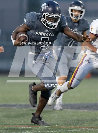 Thumbnail 1 in Salpointe Catholic vs Pinnacle photogallery.