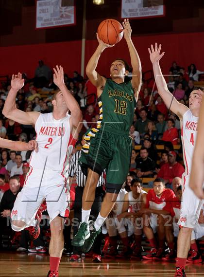 Thumbnail 2 in Eisenhower @ Mater Dei (Nike Extravaganza) photogallery.