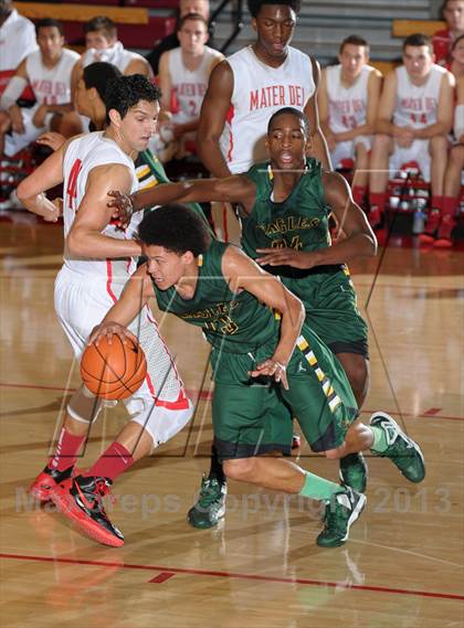 Thumbnail 1 in Eisenhower @ Mater Dei (Nike Extravaganza) photogallery.