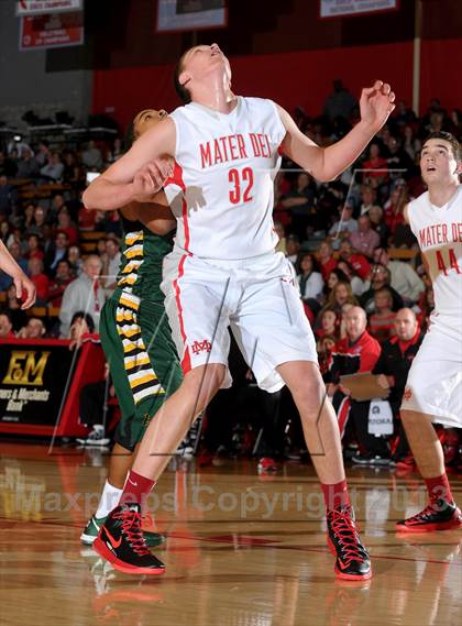 Thumbnail 3 in Eisenhower @ Mater Dei (Nike Extravaganza) photogallery.