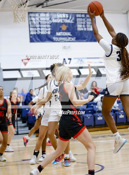 Thumbnail 3 in Jefferson City vs Blue Valley North (Sophie Cunningham Classic) photogallery.