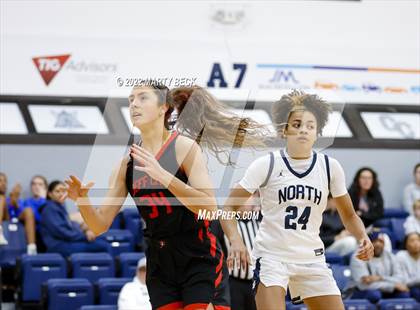 Thumbnail 1 in Jefferson City vs Blue Valley North (Sophie Cunningham Classic) photogallery.