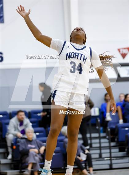 Thumbnail 3 in Jefferson City vs Blue Valley North (Sophie Cunningham Classic) photogallery.