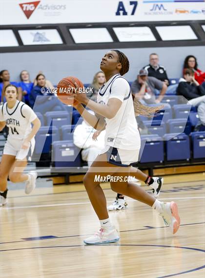 Thumbnail 3 in Jefferson City vs Blue Valley North (Sophie Cunningham Classic) photogallery.