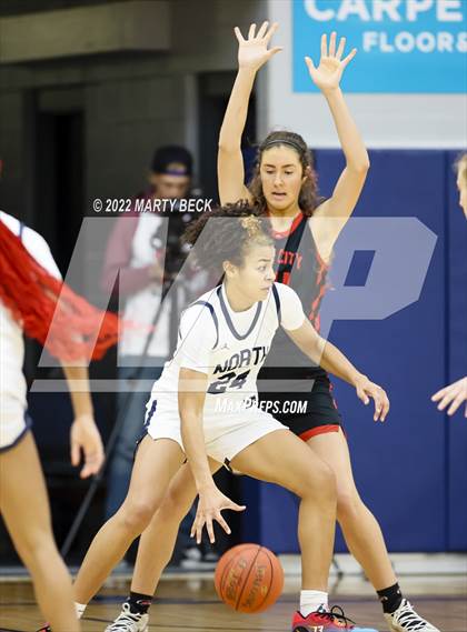 Thumbnail 3 in Jefferson City vs Blue Valley North (Sophie Cunningham Classic) photogallery.