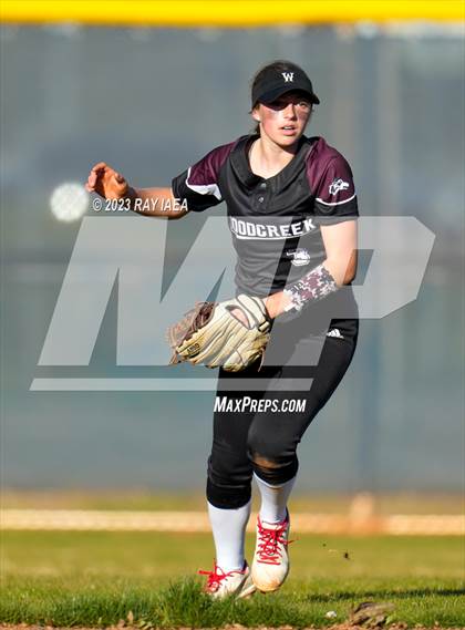 Thumbnail 2 in Inderkum @ Woodcreek photogallery.