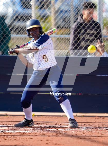 Thumbnail 2 in Inderkum @ Woodcreek photogallery.