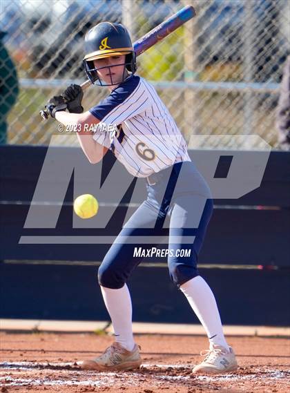 Thumbnail 2 in Inderkum @ Woodcreek photogallery.