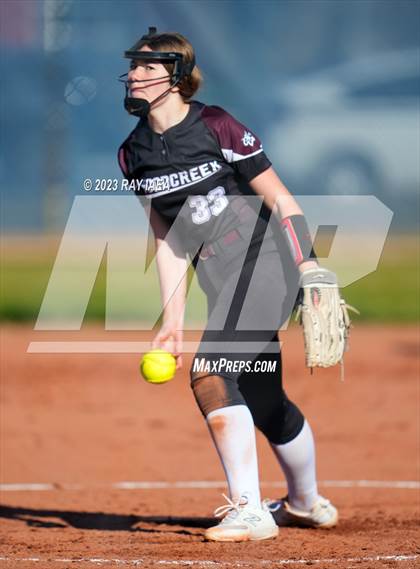 Thumbnail 2 in Inderkum @ Woodcreek photogallery.
