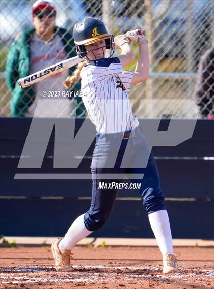 Thumbnail 1 in Inderkum @ Woodcreek photogallery.