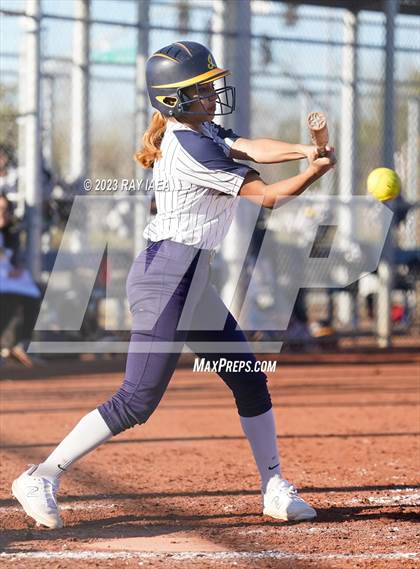 Thumbnail 3 in Inderkum @ Woodcreek photogallery.