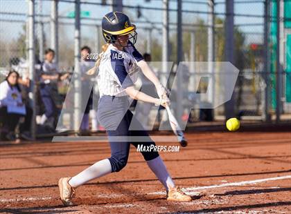 Thumbnail 2 in Inderkum @ Woodcreek photogallery.