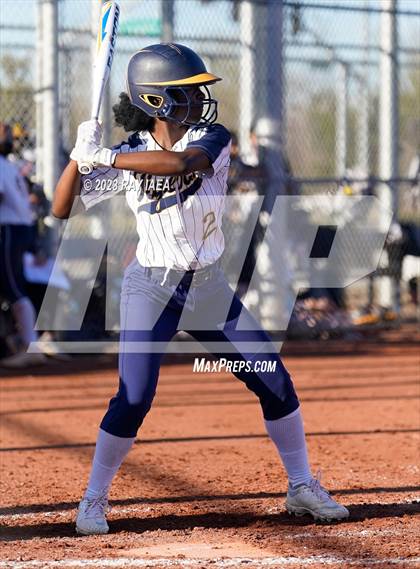 Thumbnail 2 in Inderkum @ Woodcreek photogallery.