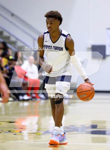 Thumbnail 2 in Sierra Canyon vs. Rolling Hills Prep (RHP Fall Classic) photogallery.