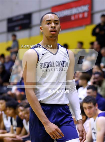 Thumbnail 1 in Sierra Canyon vs. Rolling Hills Prep (RHP Fall Classic) photogallery.