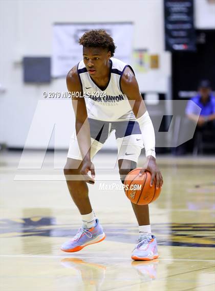 Thumbnail 3 in Sierra Canyon vs. Rolling Hills Prep (RHP Fall Classic) photogallery.