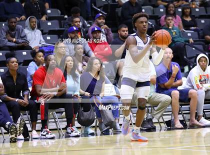 Thumbnail 1 in Sierra Canyon vs. Rolling Hills Prep (RHP Fall Classic) photogallery.