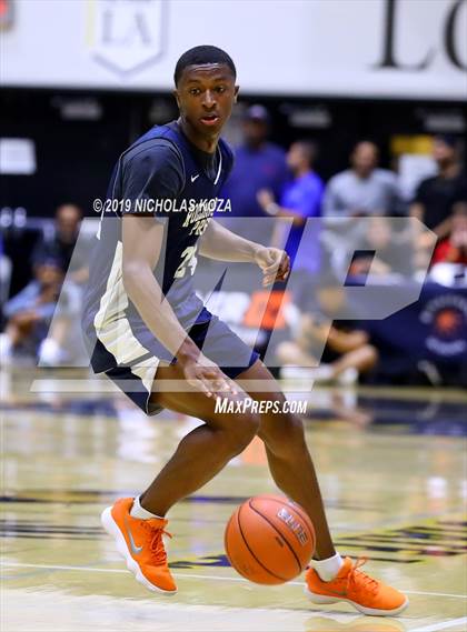 Thumbnail 1 in Sierra Canyon vs. Rolling Hills Prep (RHP Fall Classic) photogallery.