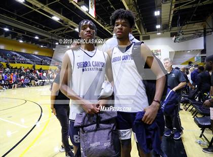Thumbnail 2 in Sierra Canyon vs. Rolling Hills Prep (RHP Fall Classic) photogallery.
