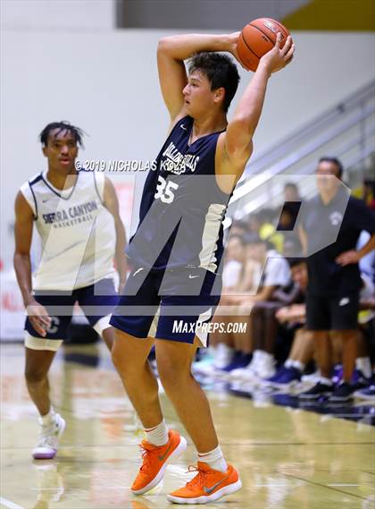 Thumbnail 1 in Sierra Canyon vs. Rolling Hills Prep (RHP Fall Classic) photogallery.