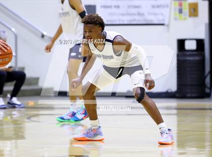 Thumbnail 3 in Sierra Canyon vs. Rolling Hills Prep (RHP Fall Classic) photogallery.