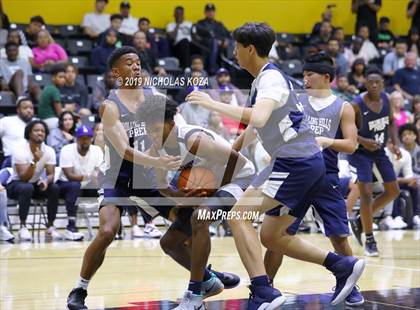 Thumbnail 2 in Sierra Canyon vs. Rolling Hills Prep (RHP Fall Classic) photogallery.