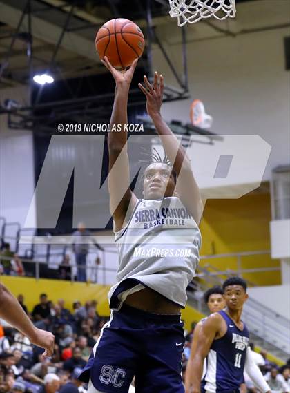 Thumbnail 1 in Sierra Canyon vs. Rolling Hills Prep (RHP Fall Classic) photogallery.