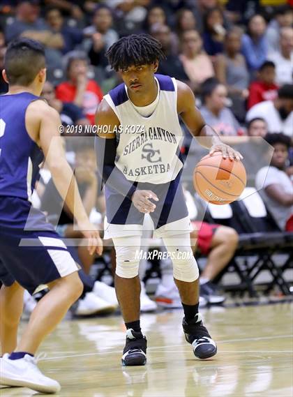 Thumbnail 1 in Sierra Canyon vs. Rolling Hills Prep (RHP Fall Classic) photogallery.
