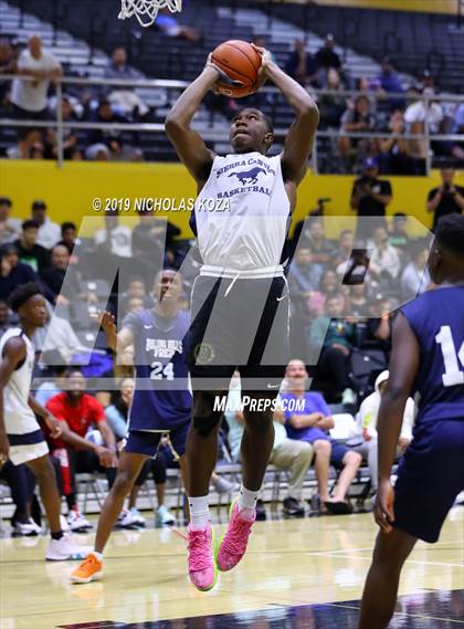 Thumbnail 1 in Sierra Canyon vs. Rolling Hills Prep (RHP Fall Classic) photogallery.