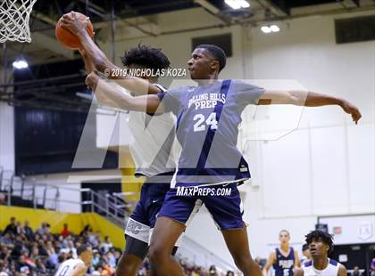 Thumbnail 2 in Sierra Canyon vs. Rolling Hills Prep (RHP Fall Classic) photogallery.