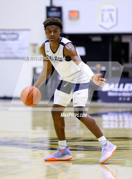 Thumbnail 1 in Sierra Canyon vs. Rolling Hills Prep (RHP Fall Classic) photogallery.