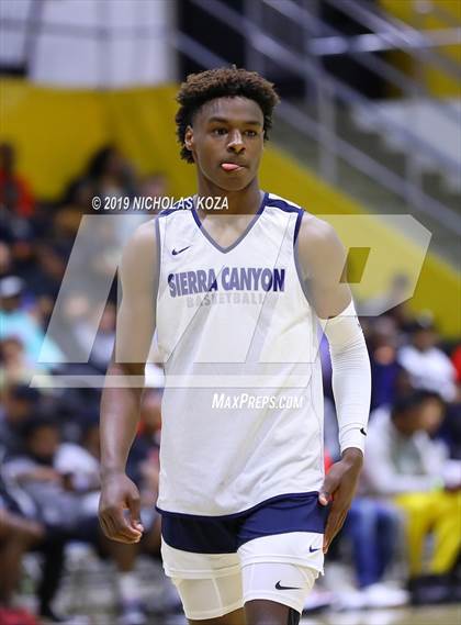 Thumbnail 3 in Sierra Canyon vs. Rolling Hills Prep (RHP Fall Classic) photogallery.