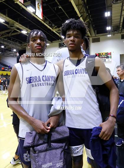 Thumbnail 1 in Sierra Canyon vs. Rolling Hills Prep (RHP Fall Classic) photogallery.