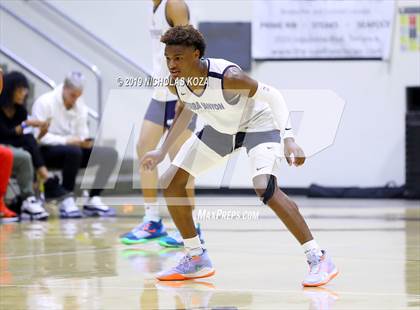 Thumbnail 2 in Sierra Canyon vs. Rolling Hills Prep (RHP Fall Classic) photogallery.